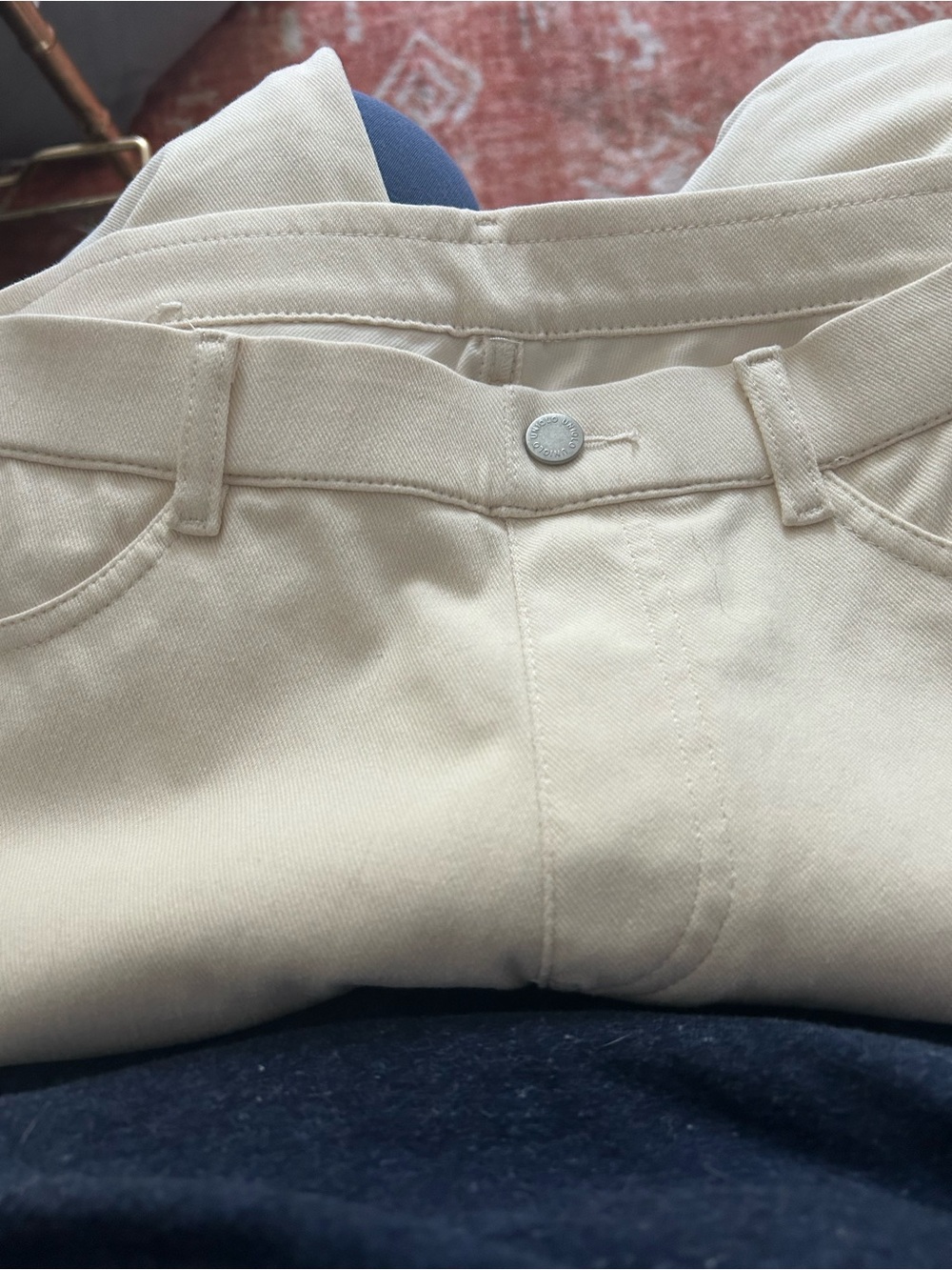 NWOT UNIQLO Slim Jeans in Light Cream, Belt Loops and Pockets, Some Stretch
